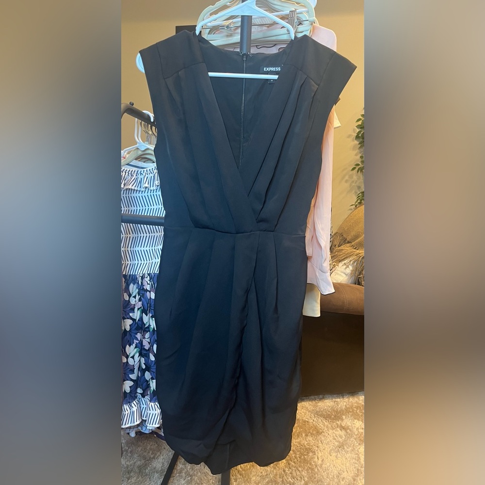 Elegant Black Express Dress Size XS
